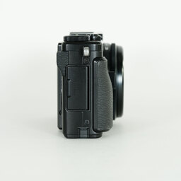 FUJIFILM X70 ブラック