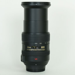 Nikon AF-S DX VR Zoom-Nikkor 18-200mm F3.5-5.6G IF-ED