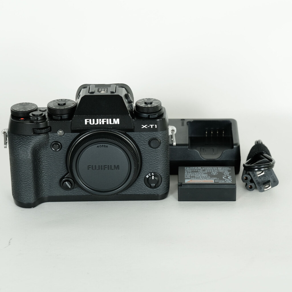 FUJIFILM X-T1