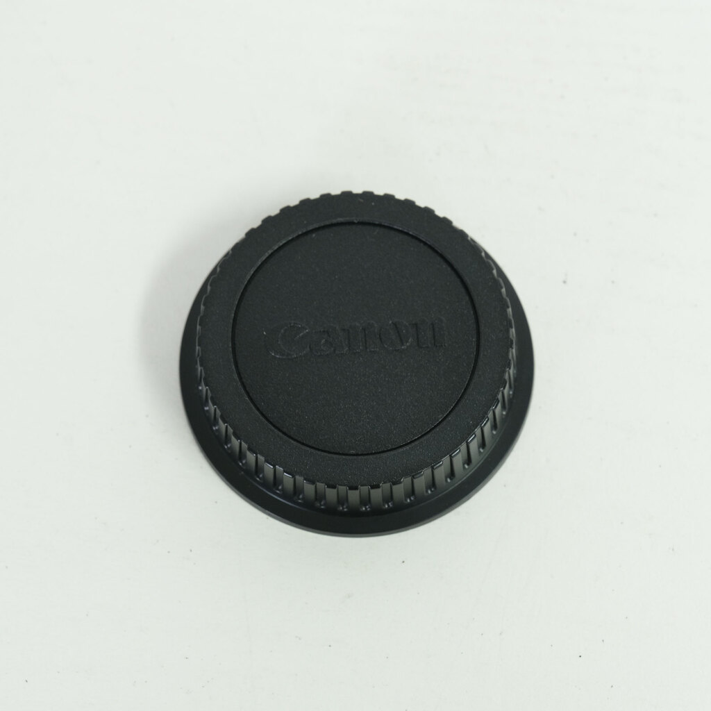 Canon EF-S18-55mm F4-5.6 IS STM