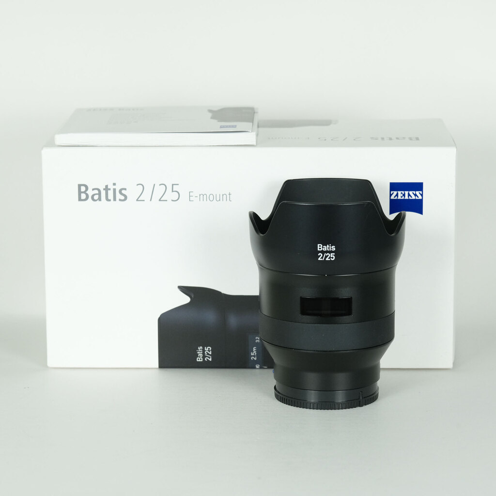 Carl Zeiss Batis 2/25 [�\�j�[E�p]