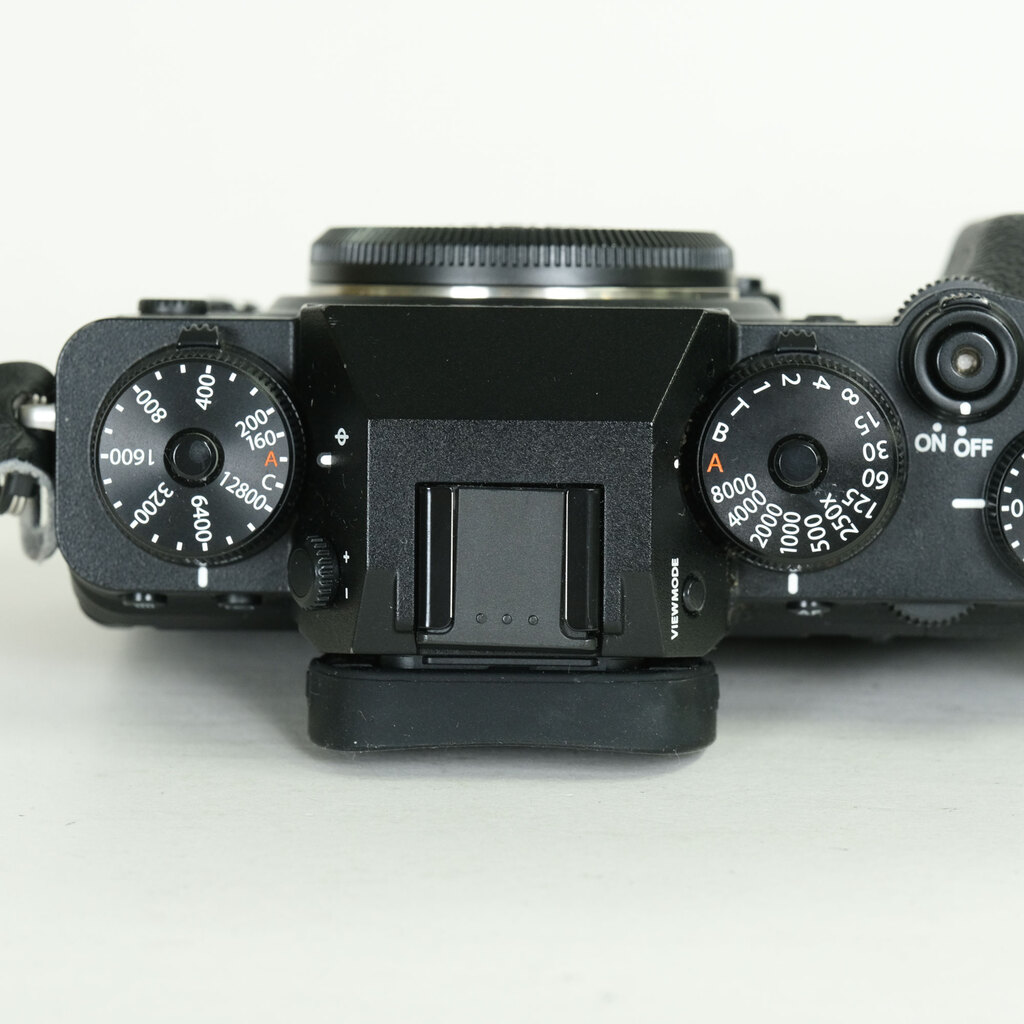 FUJIFILM X-T4