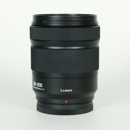 Panasonic LUMIX S 28-200mm F4-7.1 MACRO O.I.S.