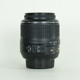 Nikon AF-S DX NIKKOR 18-55mm F3.5-5.6 G VR Nikon AF-S DX NIKKOR 18-55mm F3.5-5.6 G VR