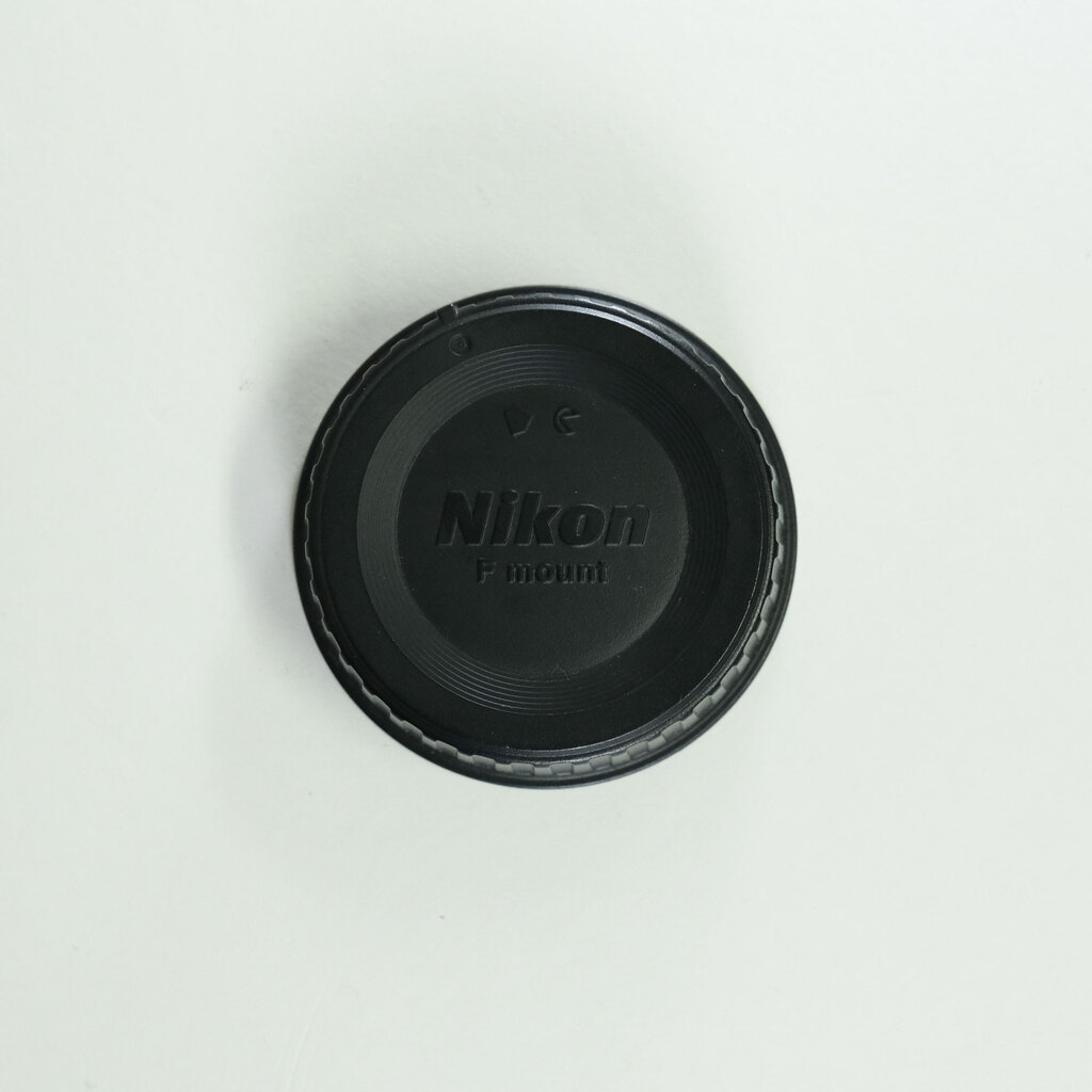 Nikon AF-S DX NIKKOR 35mm f/1.8G Nikon AF-S DX NIKKOR 35mm f/1.8G