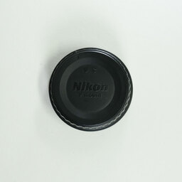 Nikon AF-S DX NIKKOR 35mm f/1.8G Nikon AF-S DX NIKKOR 35mm f/1.8G