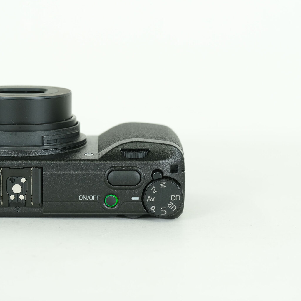 RICOH GR IIIx RICOH GR IIIx