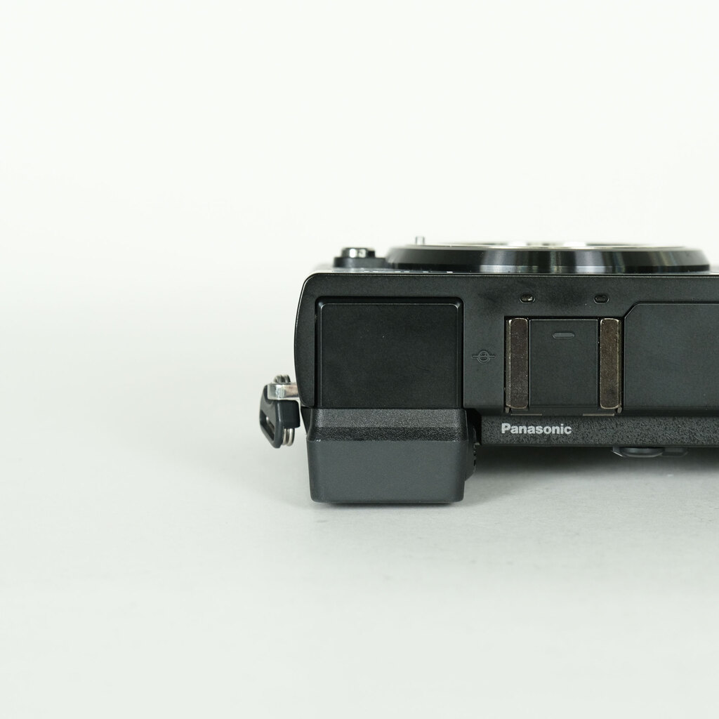 Panasonic LUMIX DC-GX7MK3 ブラックの出品 | ONE SCENE（ワンシーン）