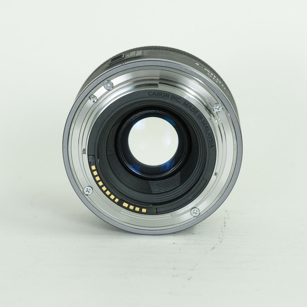 Canon RF50mm F1.8 STM