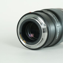 Canon EF100mm F2.8Lマクロ IS USM Canon EF100mm F2.8Lマクロ IS USM