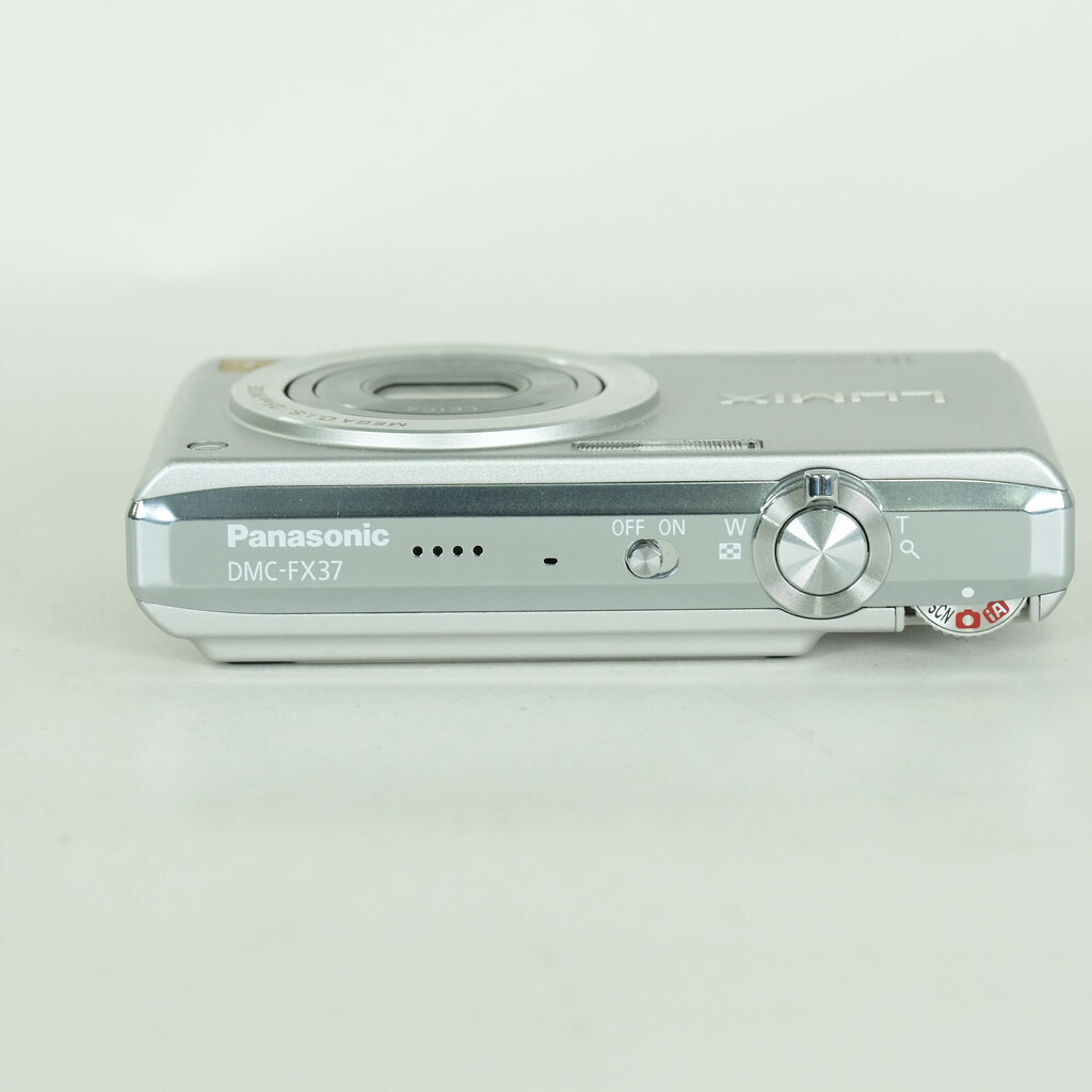 Panasonic LUMIX DMC-FX37-S プレシャスシルバー