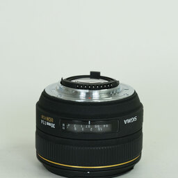 SIGMA 30mm F1.4EX DC HSM (ニコンF用)