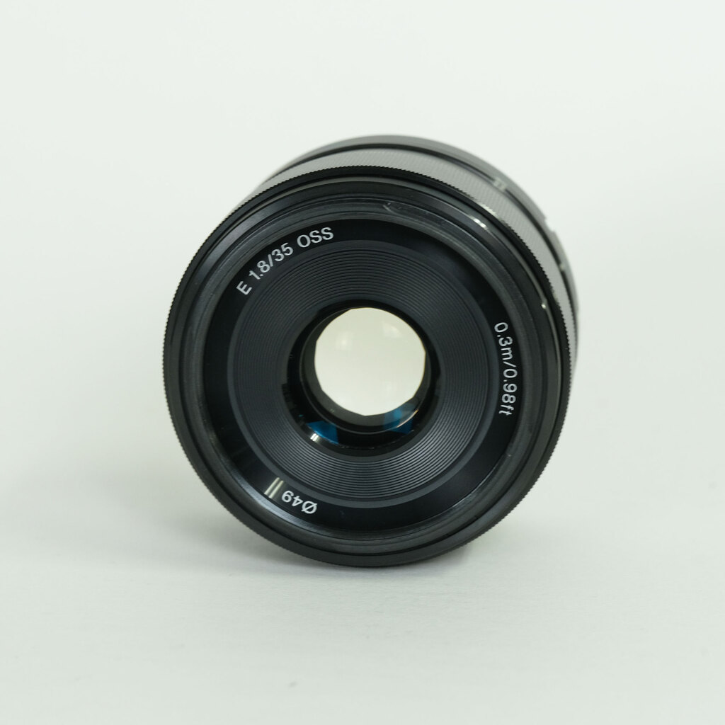 SONY E 35mm F1.8 OSS SEL35F18