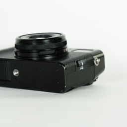 FUJIFILM X100V ブラック