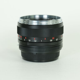 Carl Zeiss Planar T* 50mm F1.4 ZF [ニコンF用]
