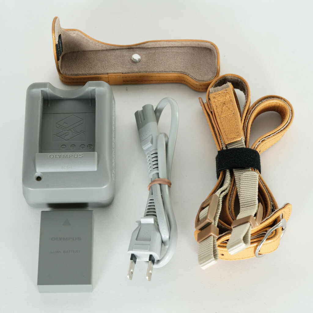 OLYMPUS PEN Lite E-PL6 ボディ ホワイト