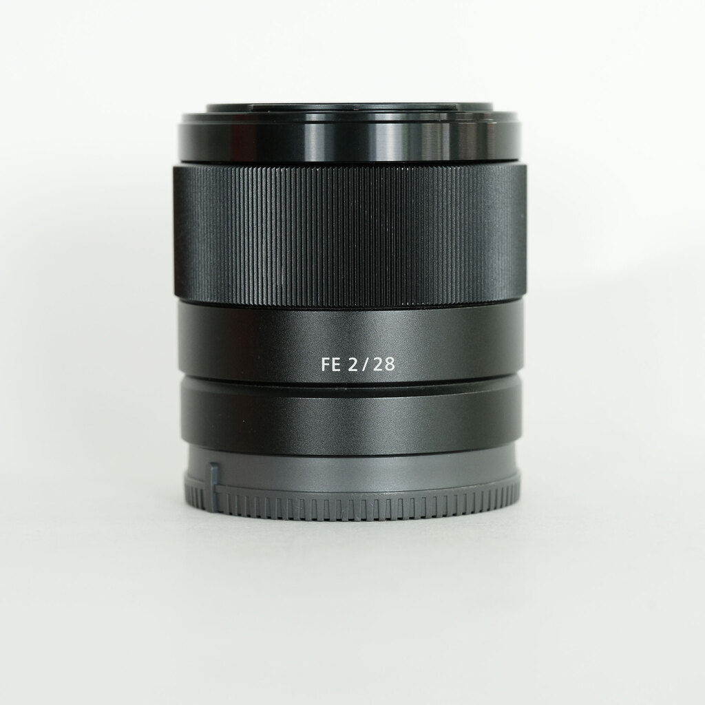 SONY FE 28mm F2 SEL28F20