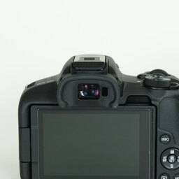 Canon EOS R50