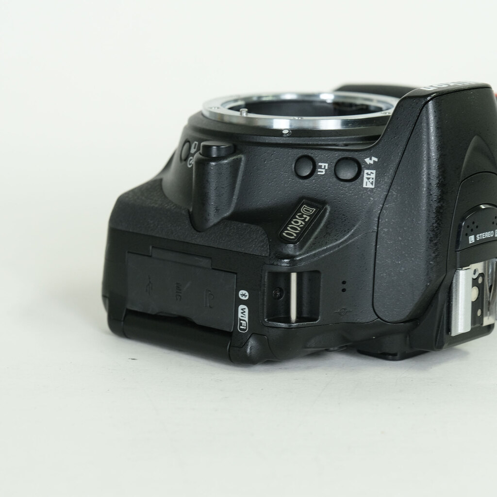 Nikon D5600