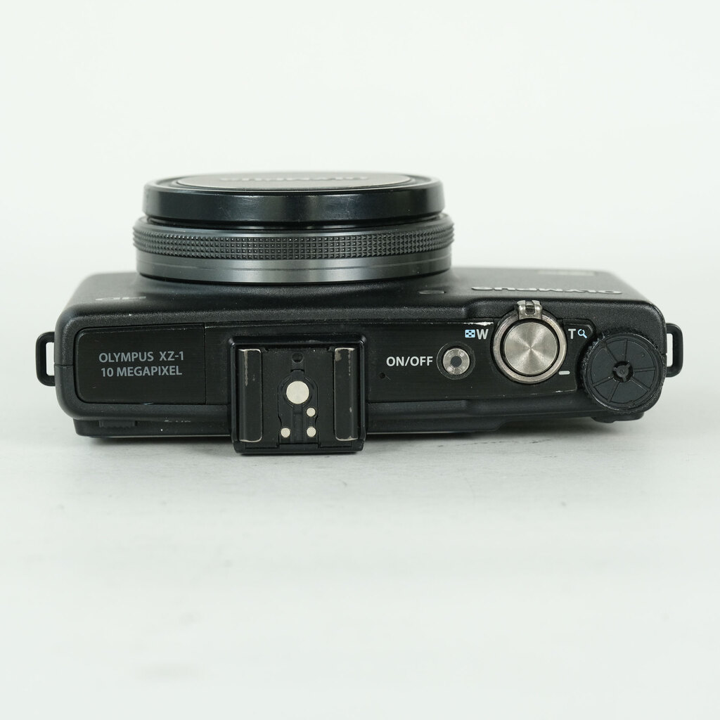 OLYMPUS XZ-1 ブラック