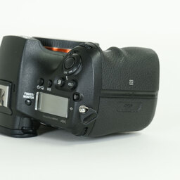 SONY α99II（ILCA-99M2）