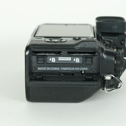 FUJIFILM X-T4