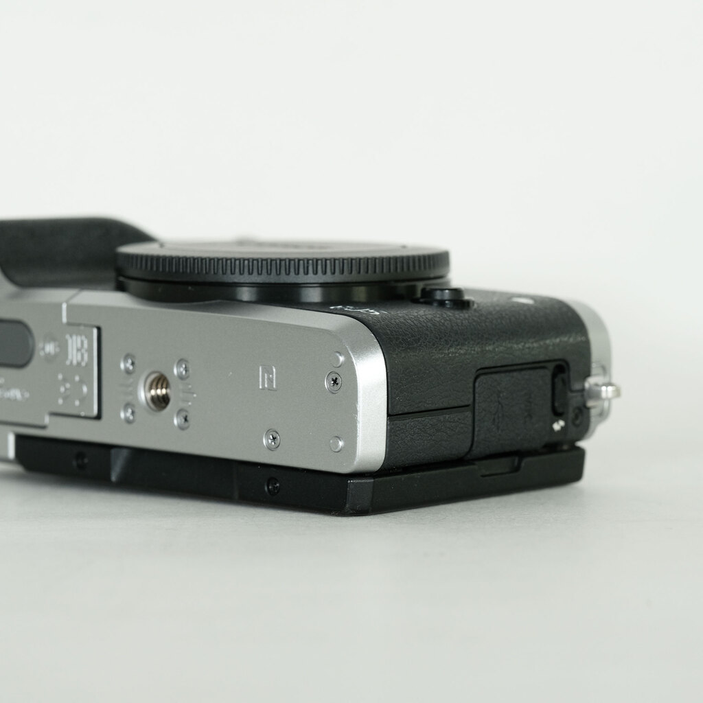 Canon EOS M6 Canon EOS M6