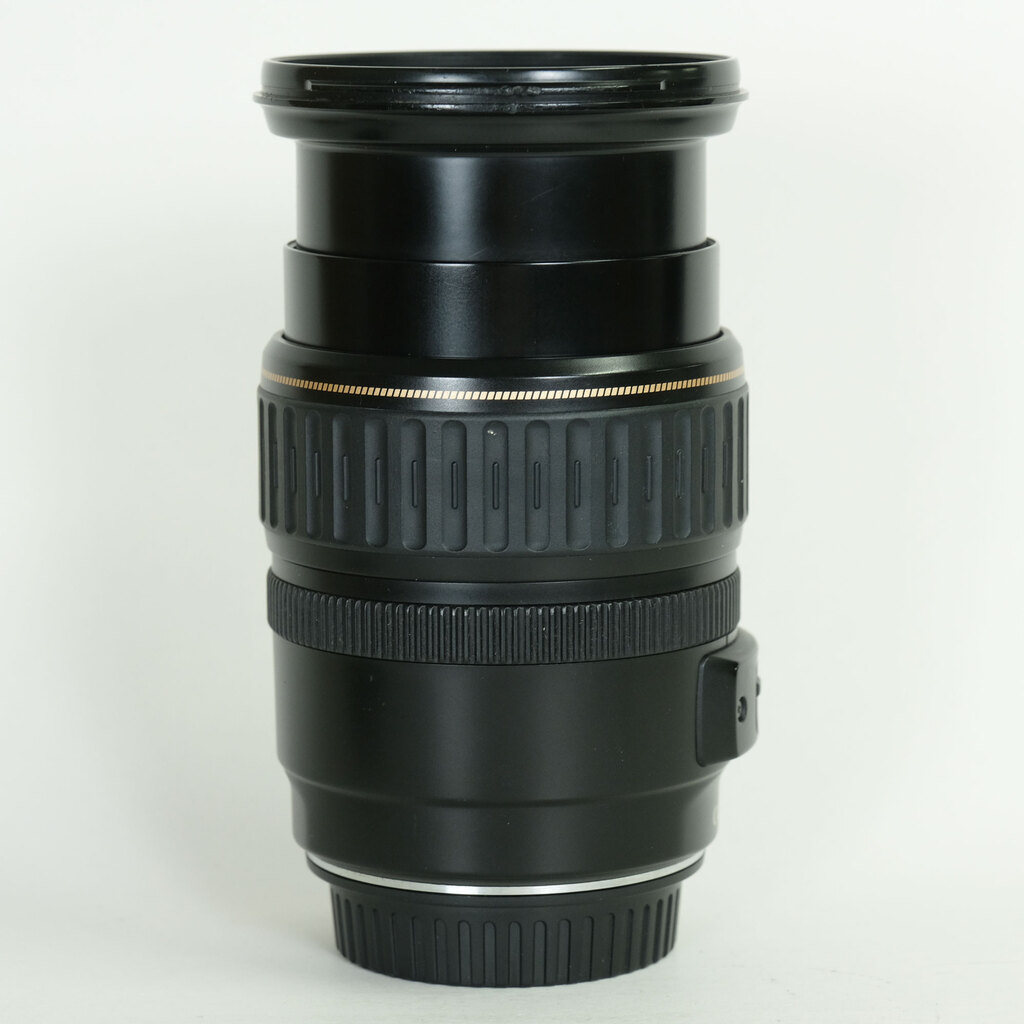 Canon EF28-135mm F3.5-5.6 IS USM