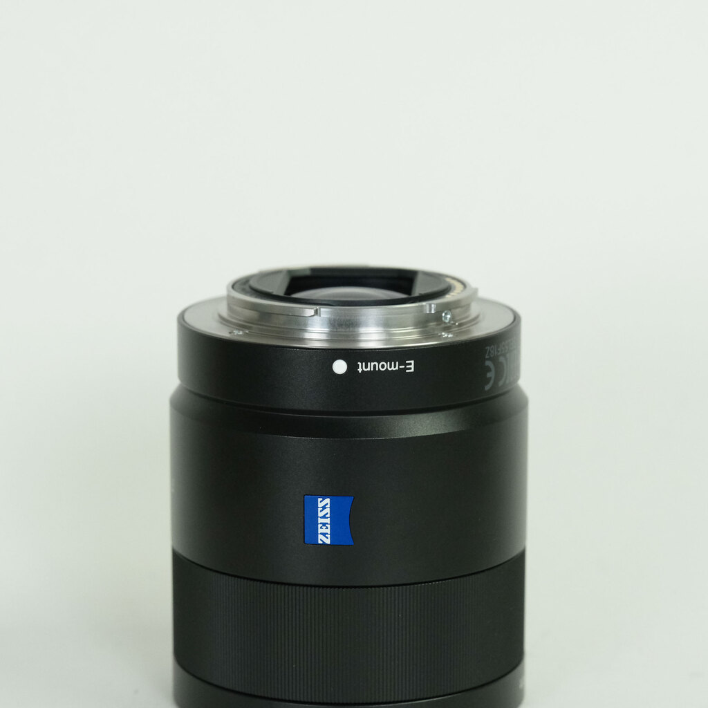 SONY Sonnar T* FE 55mm F1.8 ZA SEL55F18Z SONY Sonnar T* FE 55mm F1.8 ZA SEL55F18Z