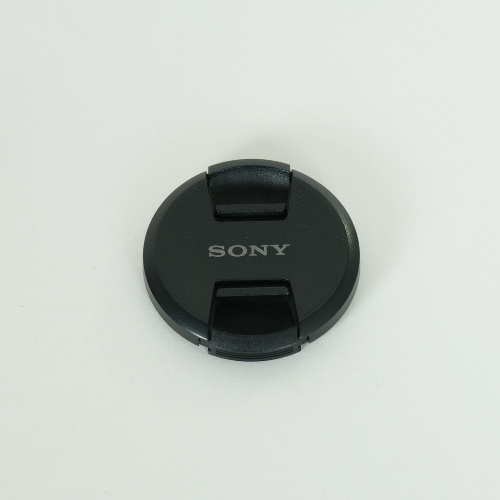 SONY E 18-135mm F3.5-5.6 OSS SEL18135