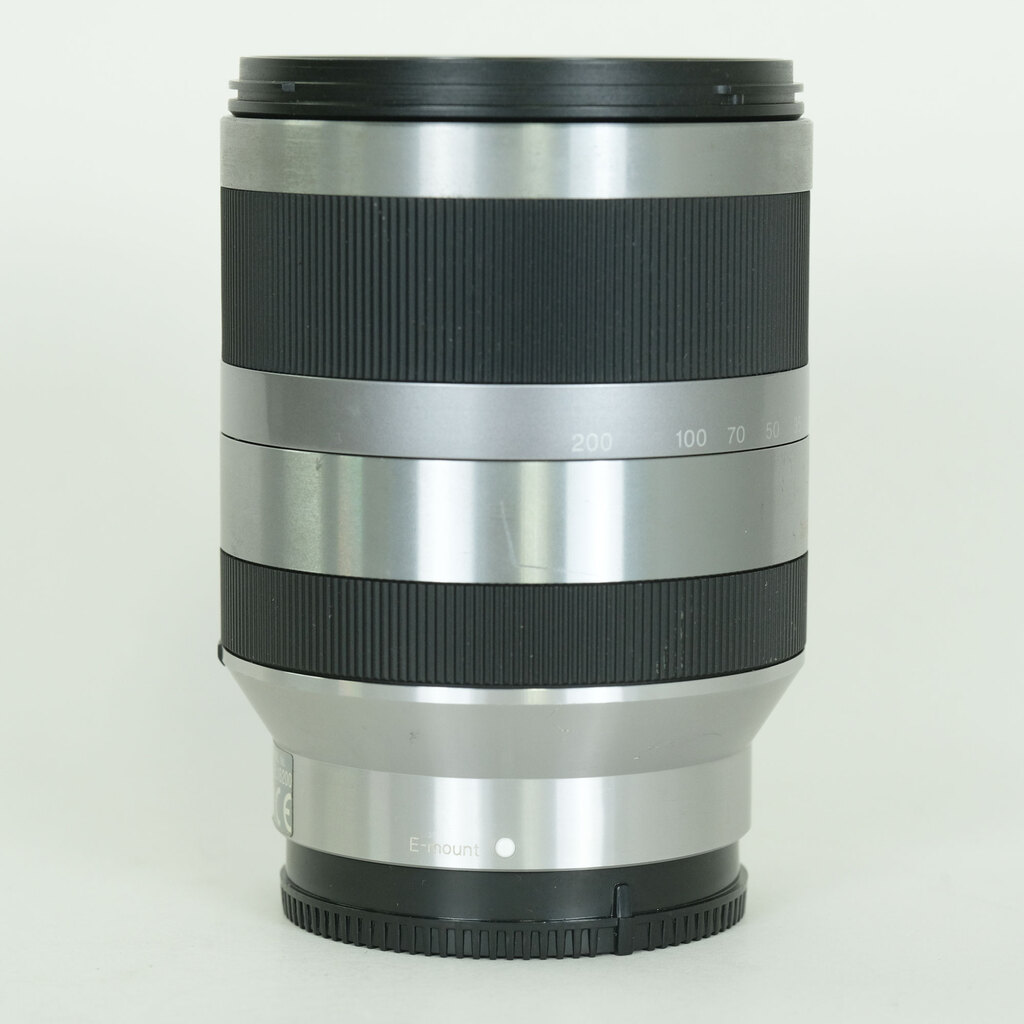 SONY E18-200mm F3.5-6.3 OSS SEL18200 SONY E18-200mm F3.5-6.3 OSS SEL18200