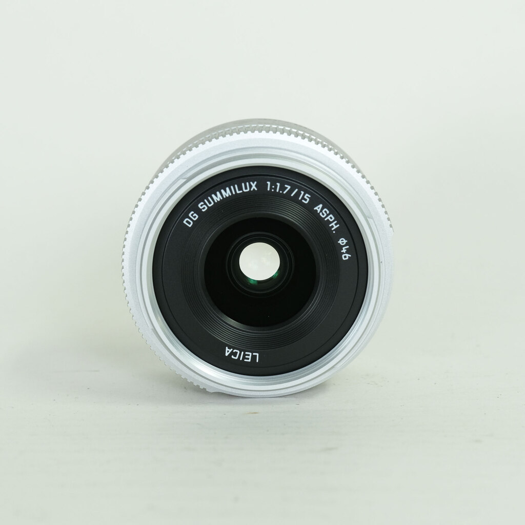 Panasonic LEICA DG SUMMILUX 15mm F1.7 ASPH. Panasonic LEICA DG SUMMILUX 15mm F1.7 ASPH.