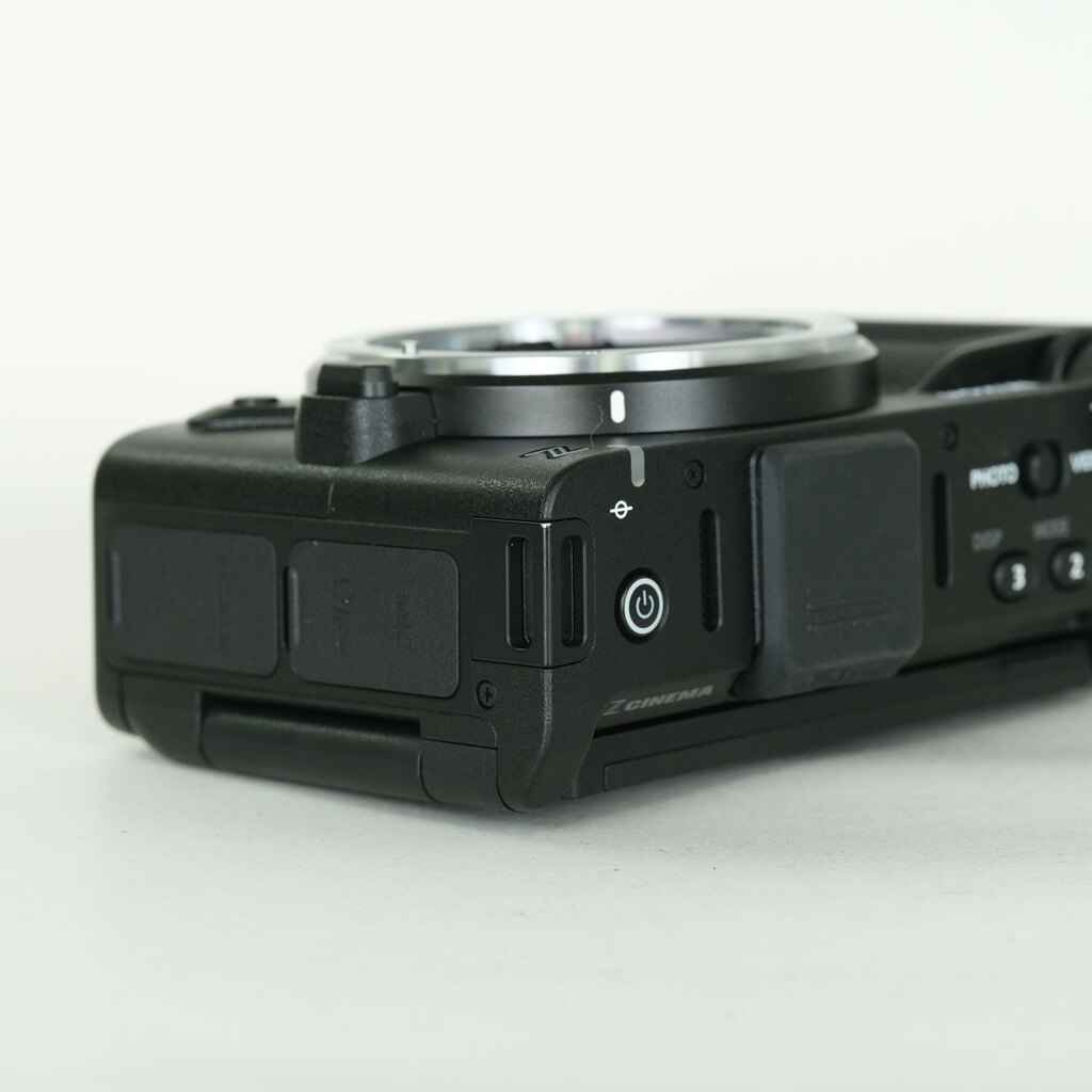 Nikon ZR Nikon ZR