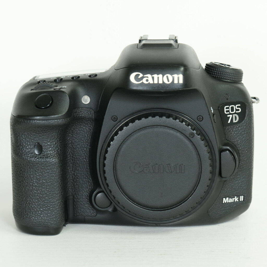 Canon EOS 7D Mark II