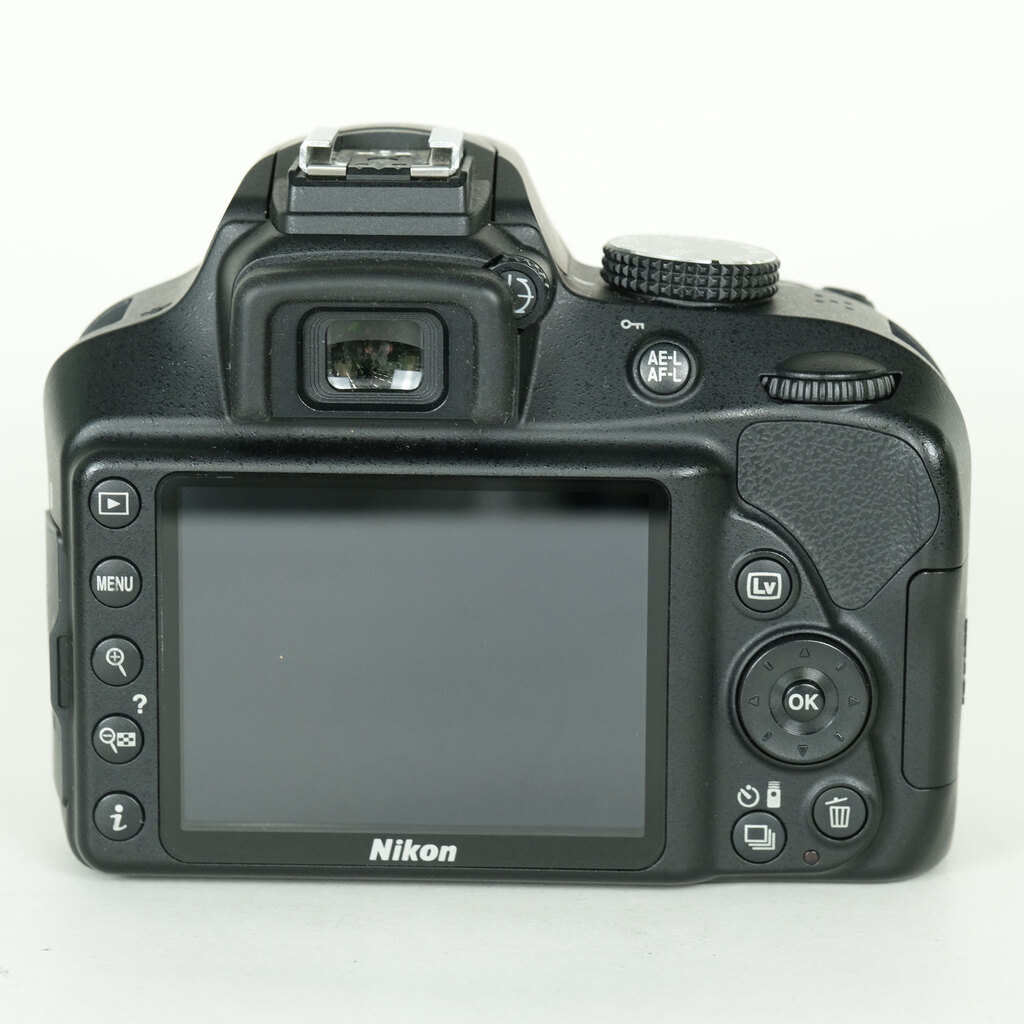 Nikon D3400