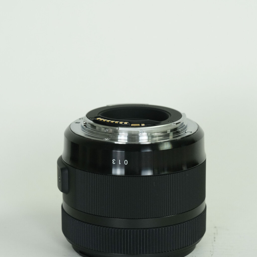 SIGMA 30mm F1.4 DC HSM | Art [キヤノン用]