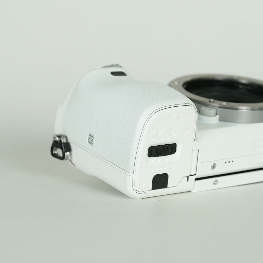 SONY α6000（ILCE-6000）