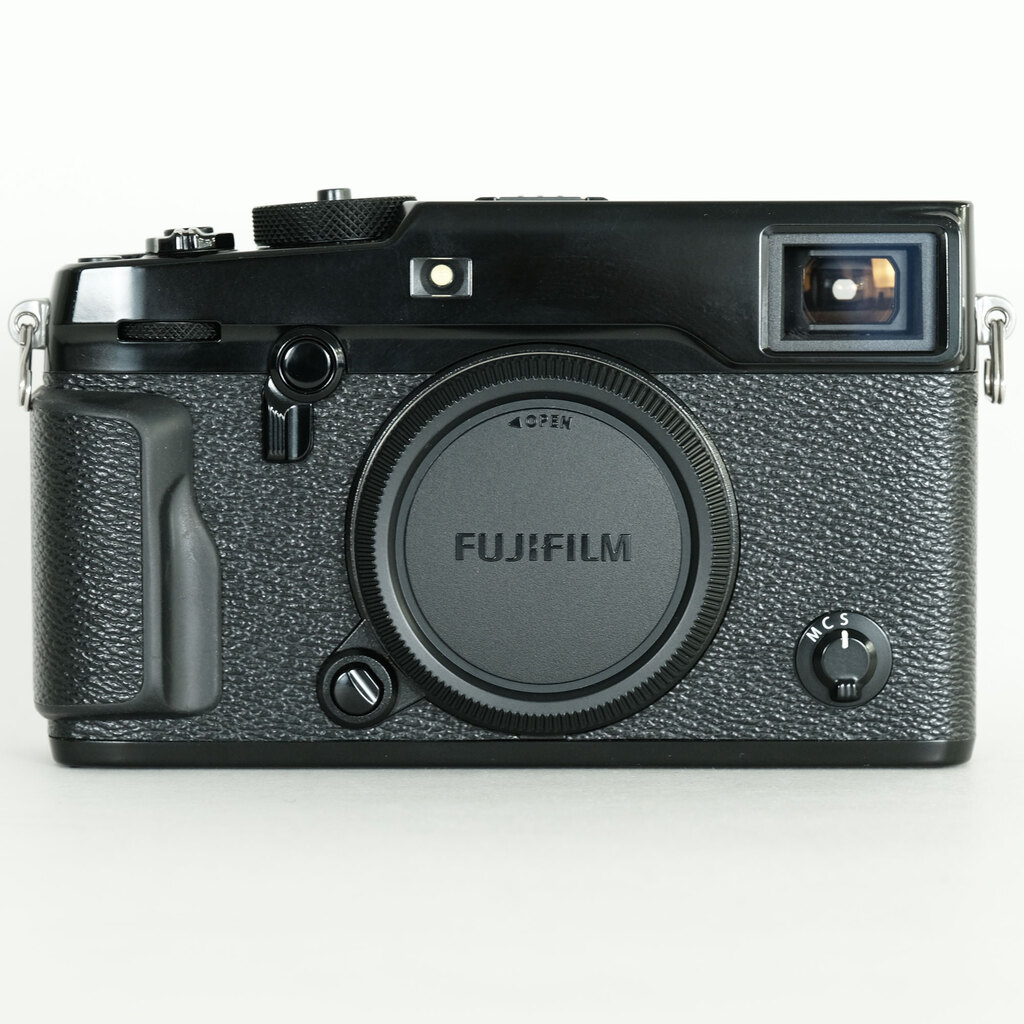 FUJIFILM X-Pro2
