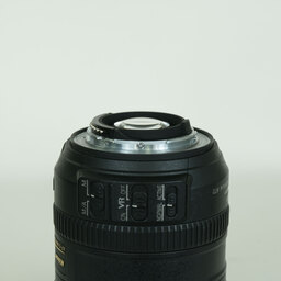 Nikon AF-S DX VR Zoom-Nikkor 18-200mm F3.5-5.6G IF-ED