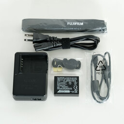 FUJIFILM X100F ブラック