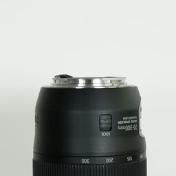 Canon EF70-300mm F4-5.6 IS II USM Canon EF70-300mm F4-5.6 IS II USM