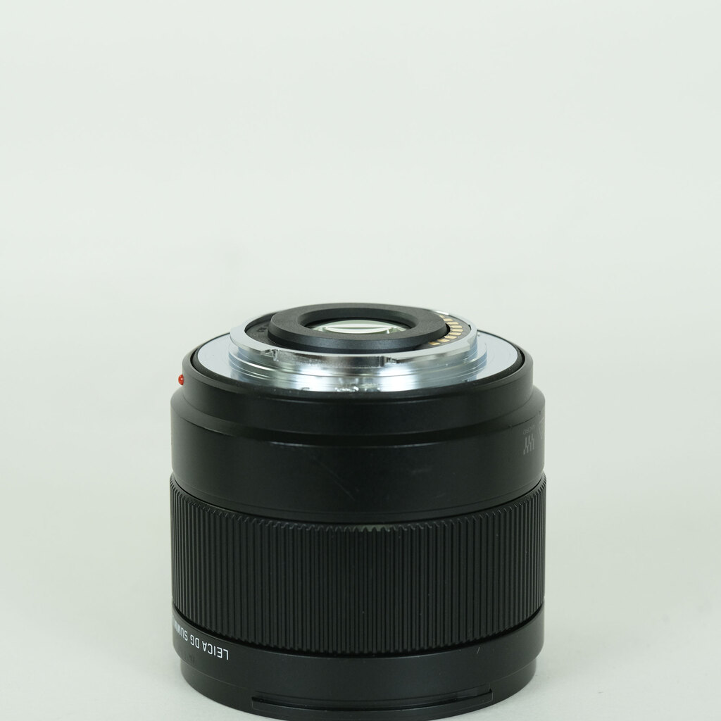 Panasonic LEICA DG SUMMILUX 9mm / F1.7 ASPH.
