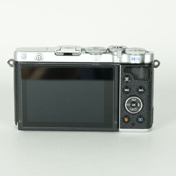 OLYMPUS PEN E-P7