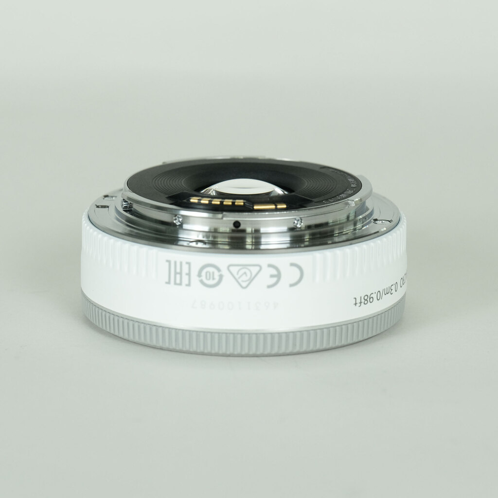Canon EF40mm F2.8 STM ホワイトの出品 | ONE SCENE（ワンシーン）