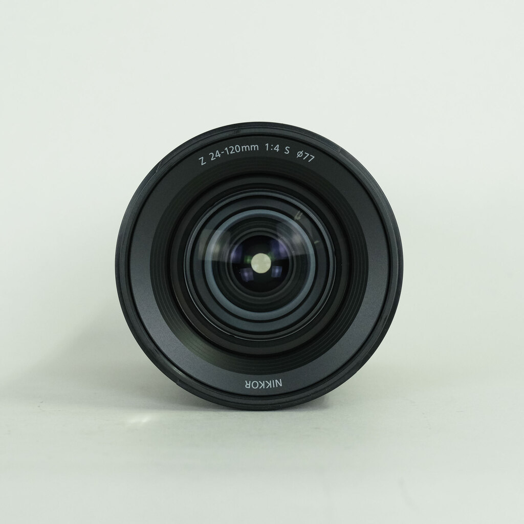 Nikon NIKKOR Z 24-120mm f/4 S Nikon NIKKOR Z 24-120mm f/4 S