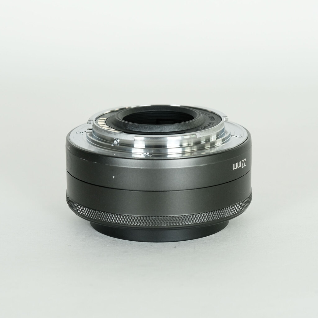 Canon EF-M22mm F2 STM