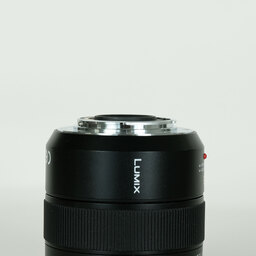 Panasonic LEICA DG MACRO-ELMARIT 45mm F2.8 ASPH. MEGA O.I.S.