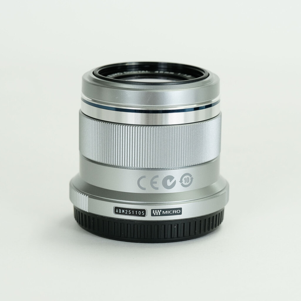 OLYMPUS M.ZUIKO DIGITAL 45mm F1.8