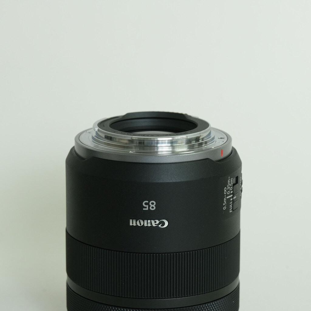 Canon RF85mm F2 MACRO IS STM