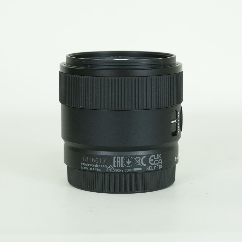 SONY E 11mm F1.8 SEL11F18